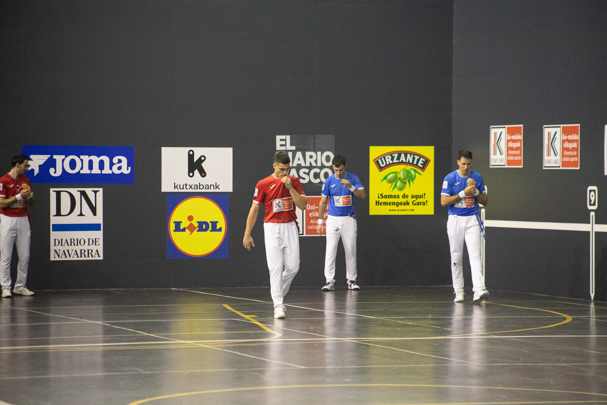 Las imágenes del debut de Carmelo Loza