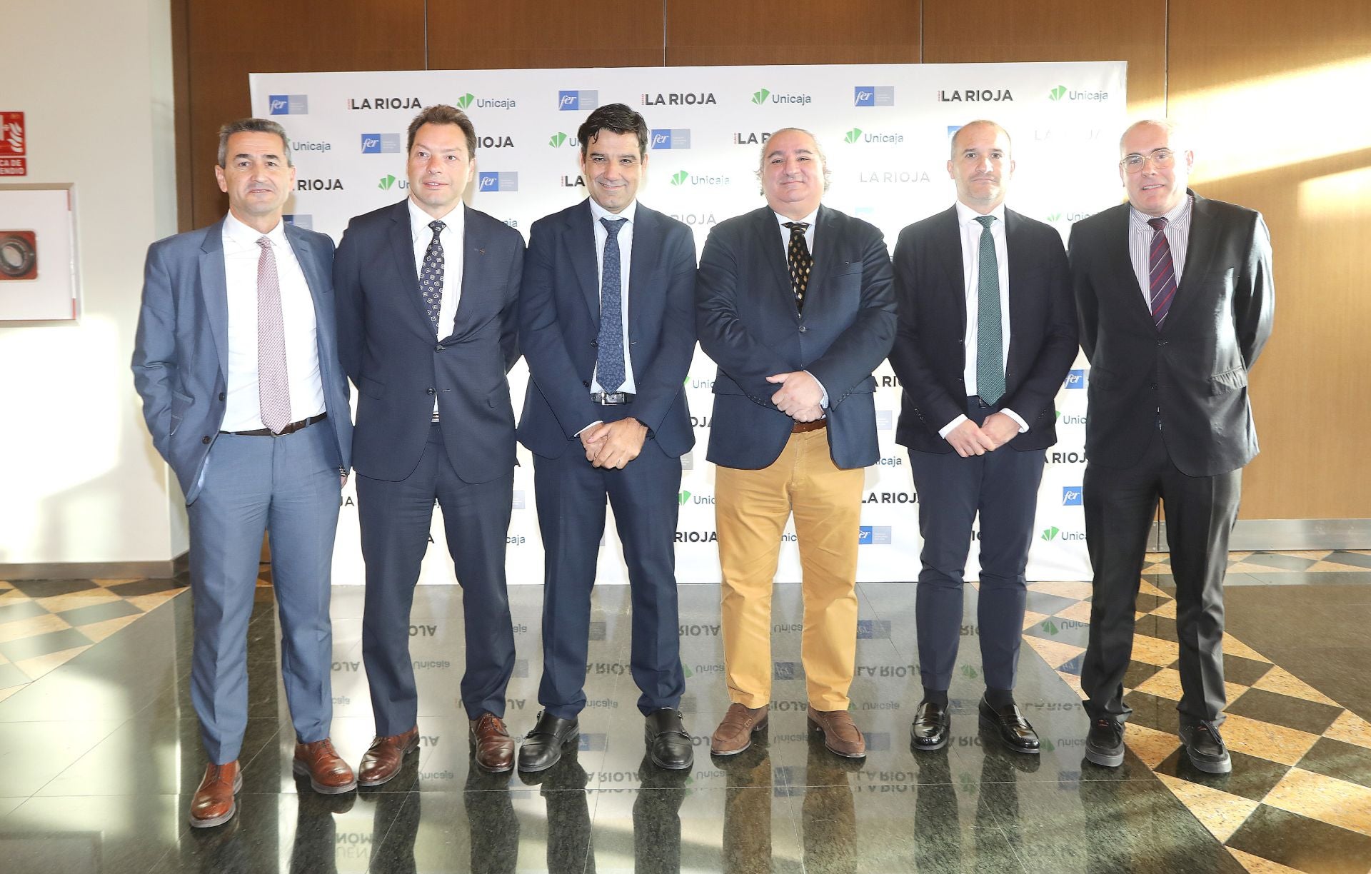 Manuel Fraile, Rubén González, Manuel Rubio, Juan Pablo Mañueco, David Pérez y José Antonio Sagardoy, de Unicaja.