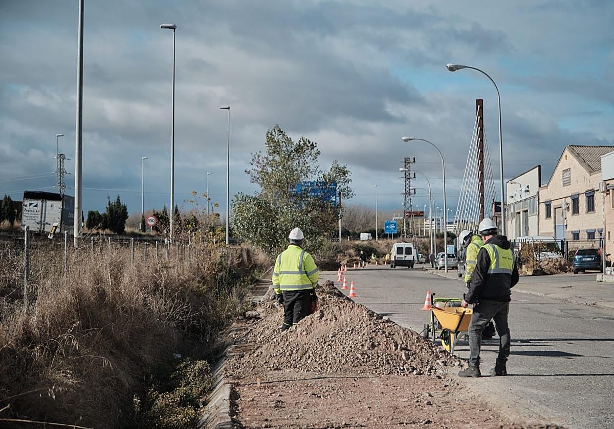 Obras en la calle Serón de La Portalada.