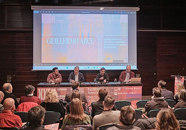 Inauguración de las jornadas en Fundación Caja Rioja Gran Vía.