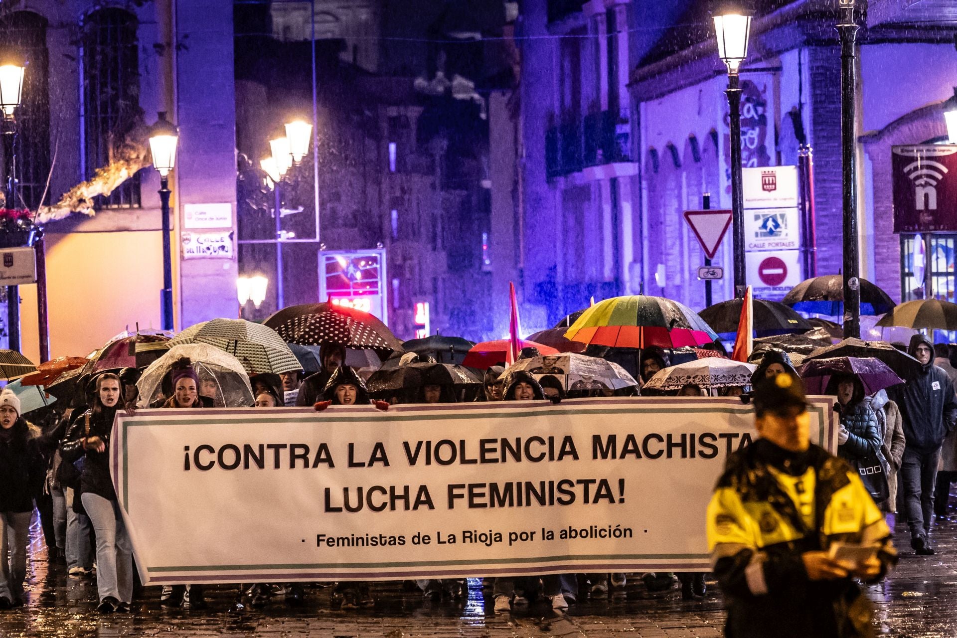 La Rioja se manifiesta contra la violencia machista