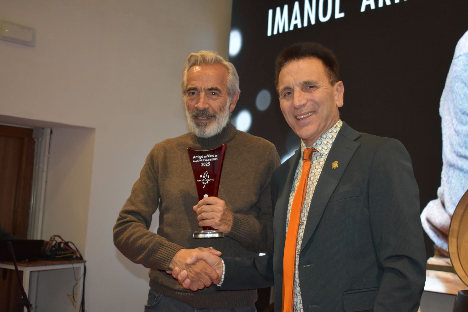 Imanol Arias, nuevo &#039;Amigo del vino de Aldeanueva de Ebro 2025&#039;