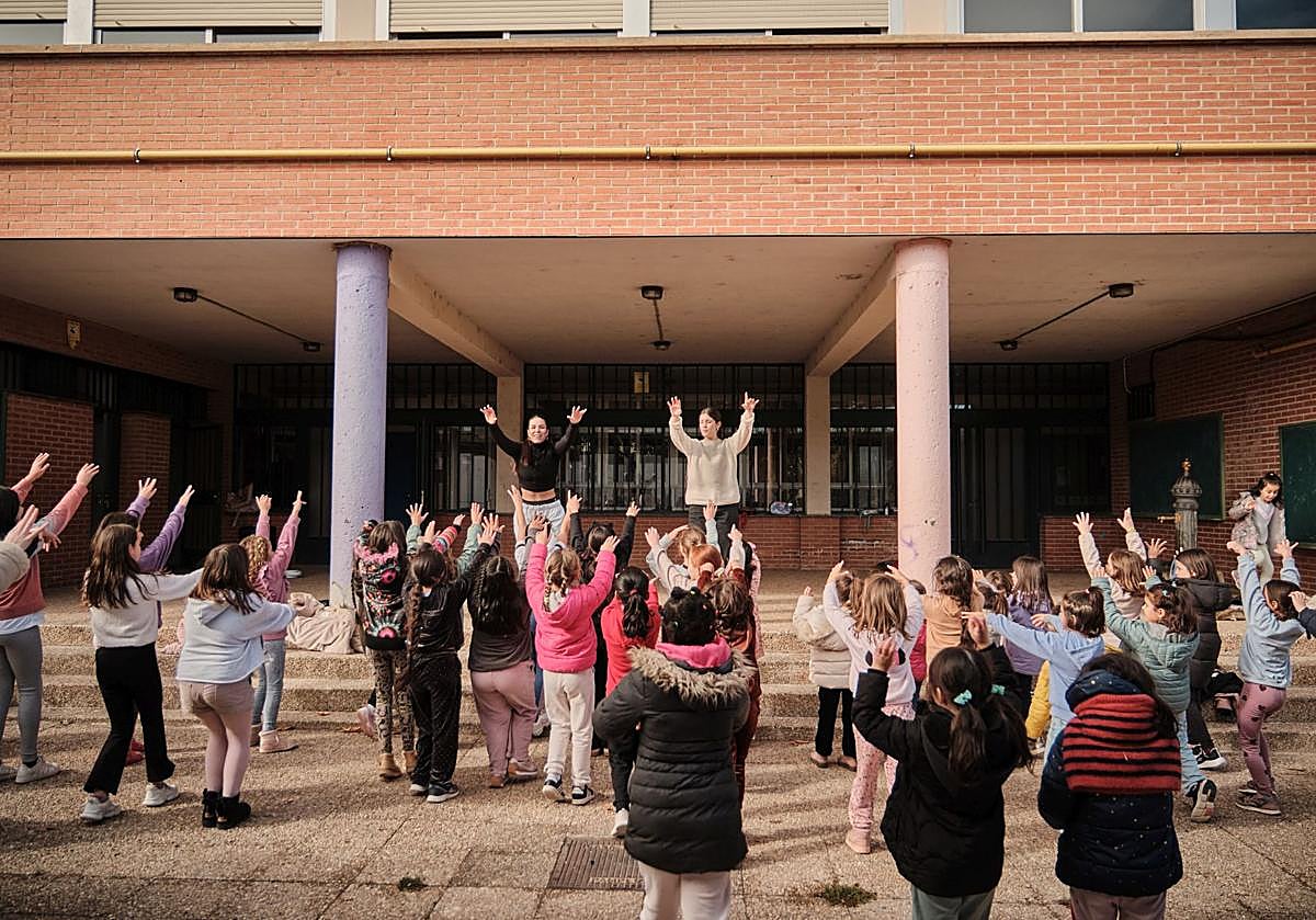 Recreos en los que nadie juega solo
