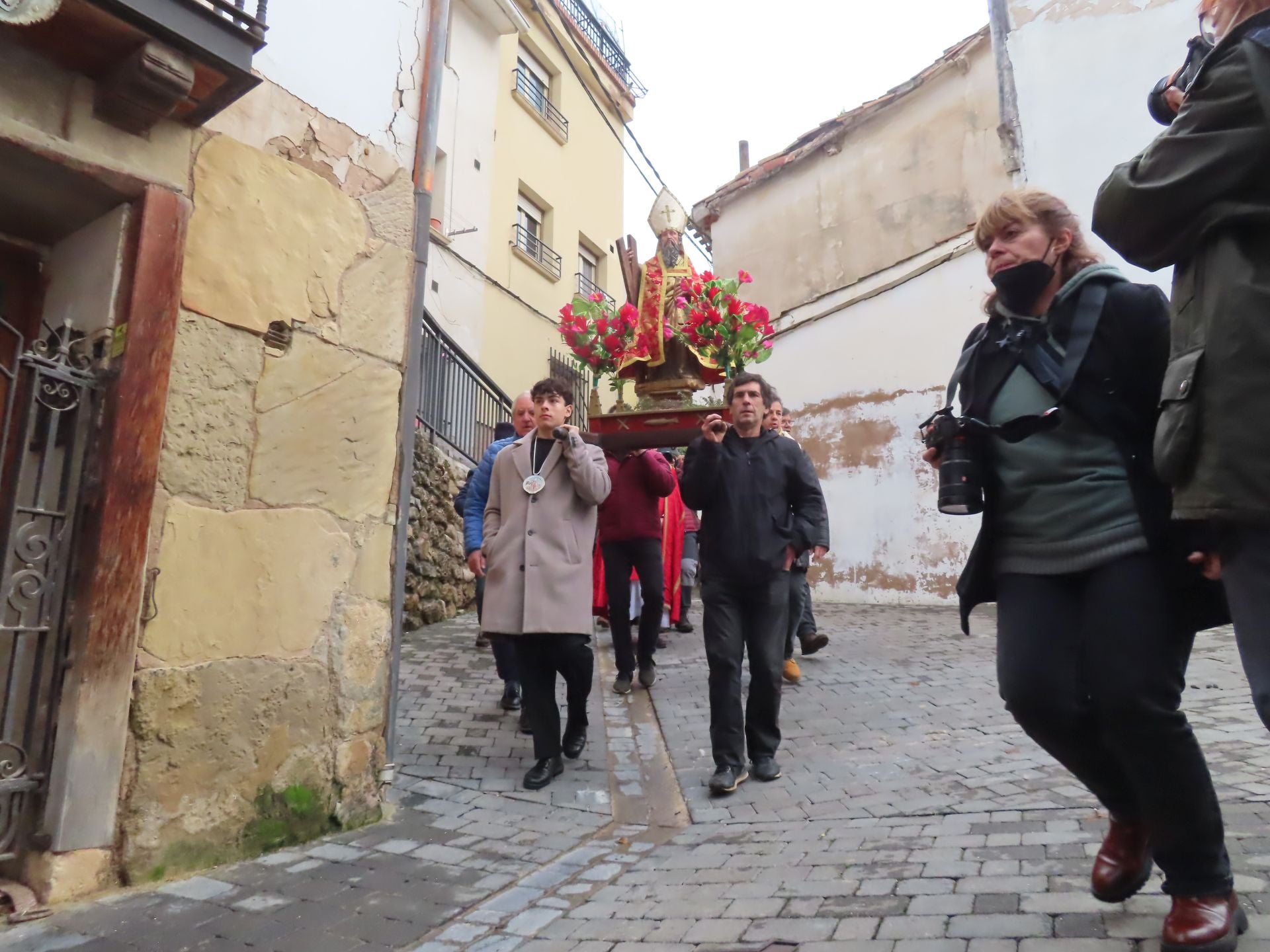 Arnedillo celebra la procesión del humo