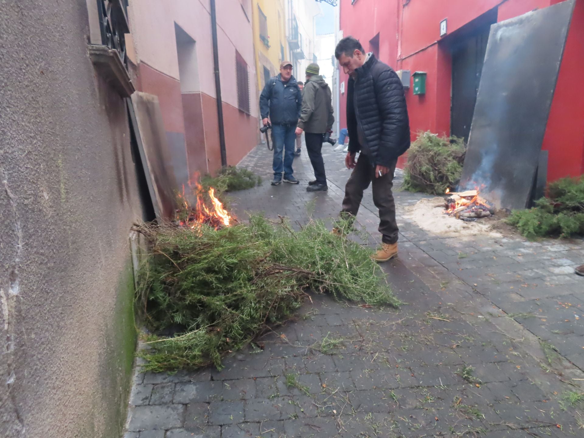 Arnedillo celebra la procesión del humo