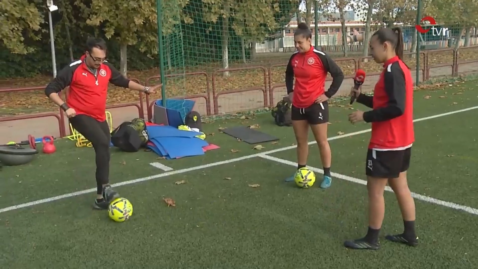 El deporte rey en manos de un bufón