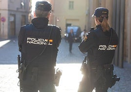 Encuentra un bolso con 3.150 euros en Logroño y lo entrega a la Policía