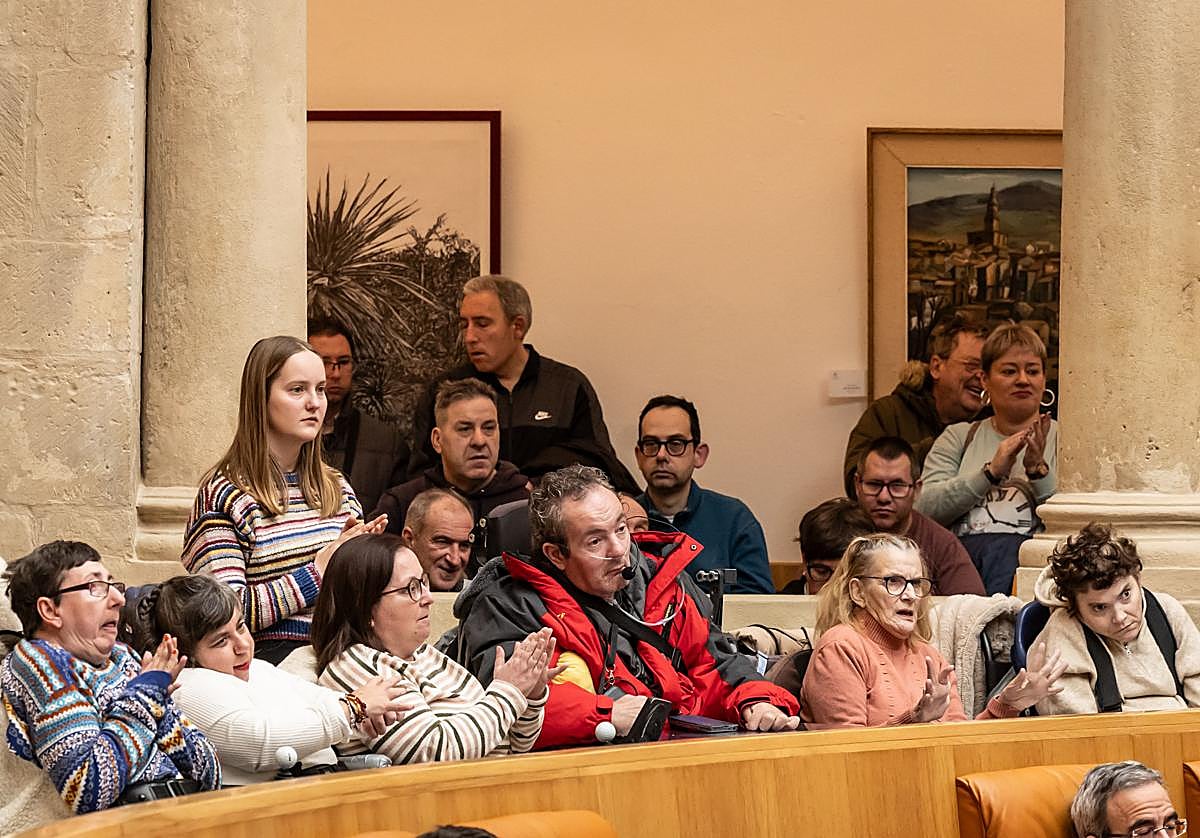 Imagen principal - Capaces e iguales... Cermi La Rioja levanta su voz para tumbar barreras injustas