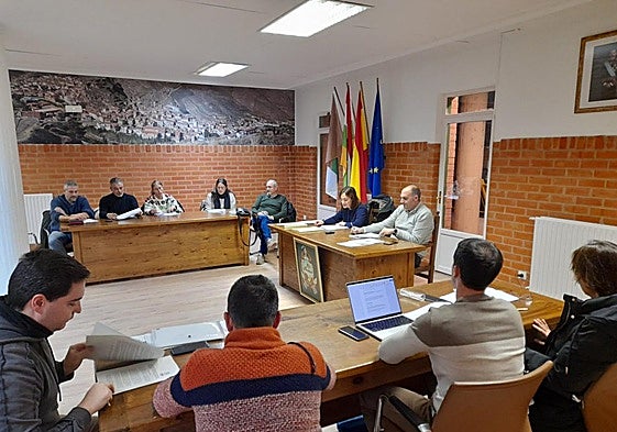 Sesión del pleno de Cervera celebrada ayer en el Ayuntamiento.