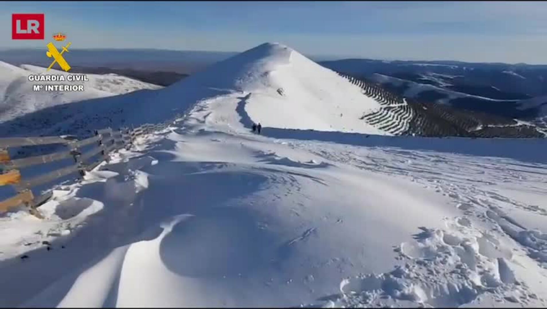 Rescatado en el San Lorenzo un senderista que ascendía sin el material adecuado