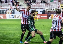 Simón Lecea, durante el partido de Copa del Rey ante el Racing de Santander.