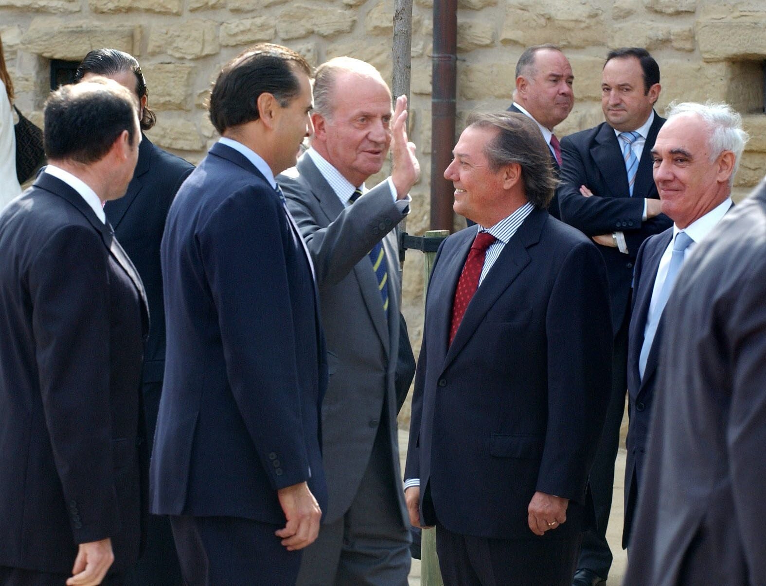 El rey Juan Carlos inauguró la icónica bodega de Rioja de Frank Gehry