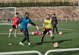 Imagen de un entrenamiento de la UD Logroñés.