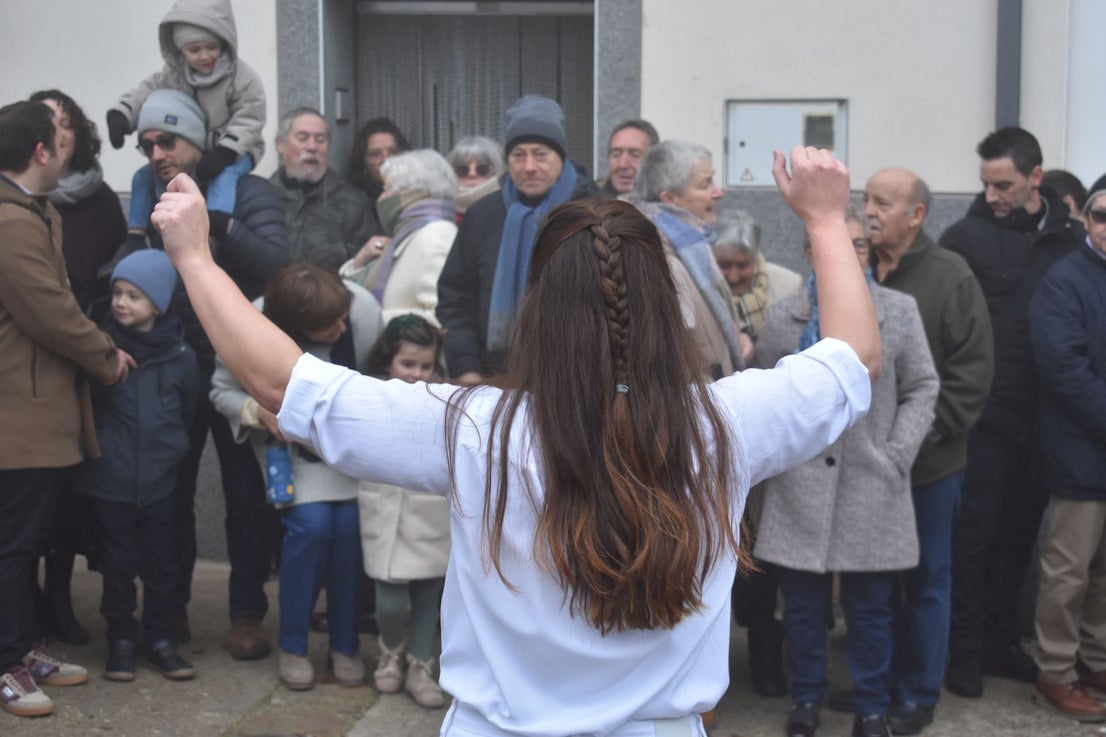 Las imágenes del baile de 'los Brindis' en Grávalos