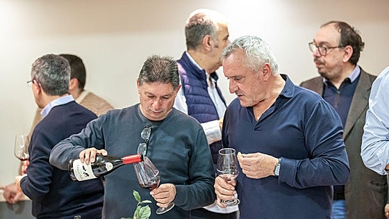 Las imágenes de la presentación del Club de Catas