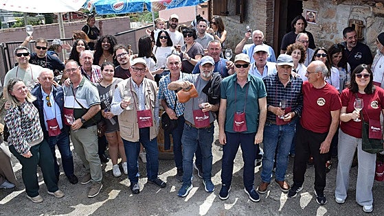El barrio de bodegas de Lardero ofrece, por fin, una buena cara