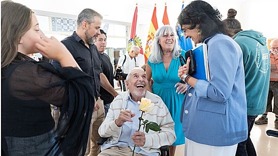 Rafael Mart&iacute;n, uno de los centenarios de Logro&ntilde;o, durante la celebraci&oacute;n del D&iacute;a de los Abuelos.
