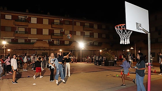 El 'Vaya nochecita' y los Amigos de la Jota abren este viernes las fiestas del Burgo en Alfaro