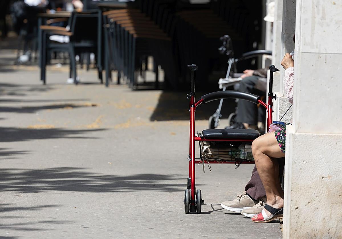 El coste medio de una plaza en una residencia alcanza los 2.199 euros