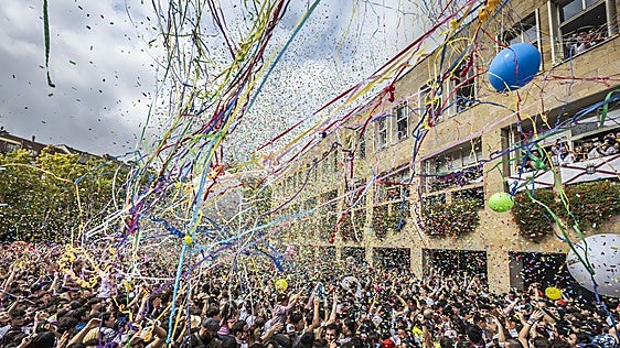 Logroño ya espera el cohete para disparar sus ganas de fiesta durante una semana