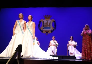 Múriel Garrido de Santiago recibió la banda de manos de su predecesora, Marta Núñez.