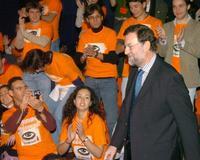 Rajoy afirma que no se va a morder la lengua ante un Gobierno que viaja al pasado