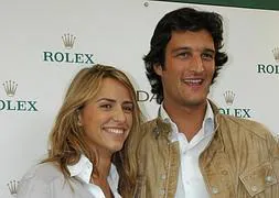 Rafael Medina, Duque de Feria, y su novia Laura Vecino. / Archivo