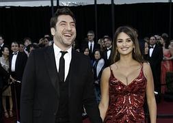 Javier Bardem y Penélope Cruz, el pasado año en la gala de los Óscar. / Ap