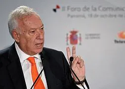 José Manuel García-Margallo, durante su intervención en la clausura el II Foro de la Comunicación. / Foto: Efe | Vídeo: Atlas