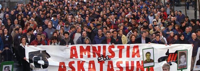 Presos de ETA piden, individualmente, el traslado a cárceles vascas