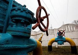 Válvulas en un gasoducto en las afueras de Kiev. / Andrey Sinitsin (Afp)