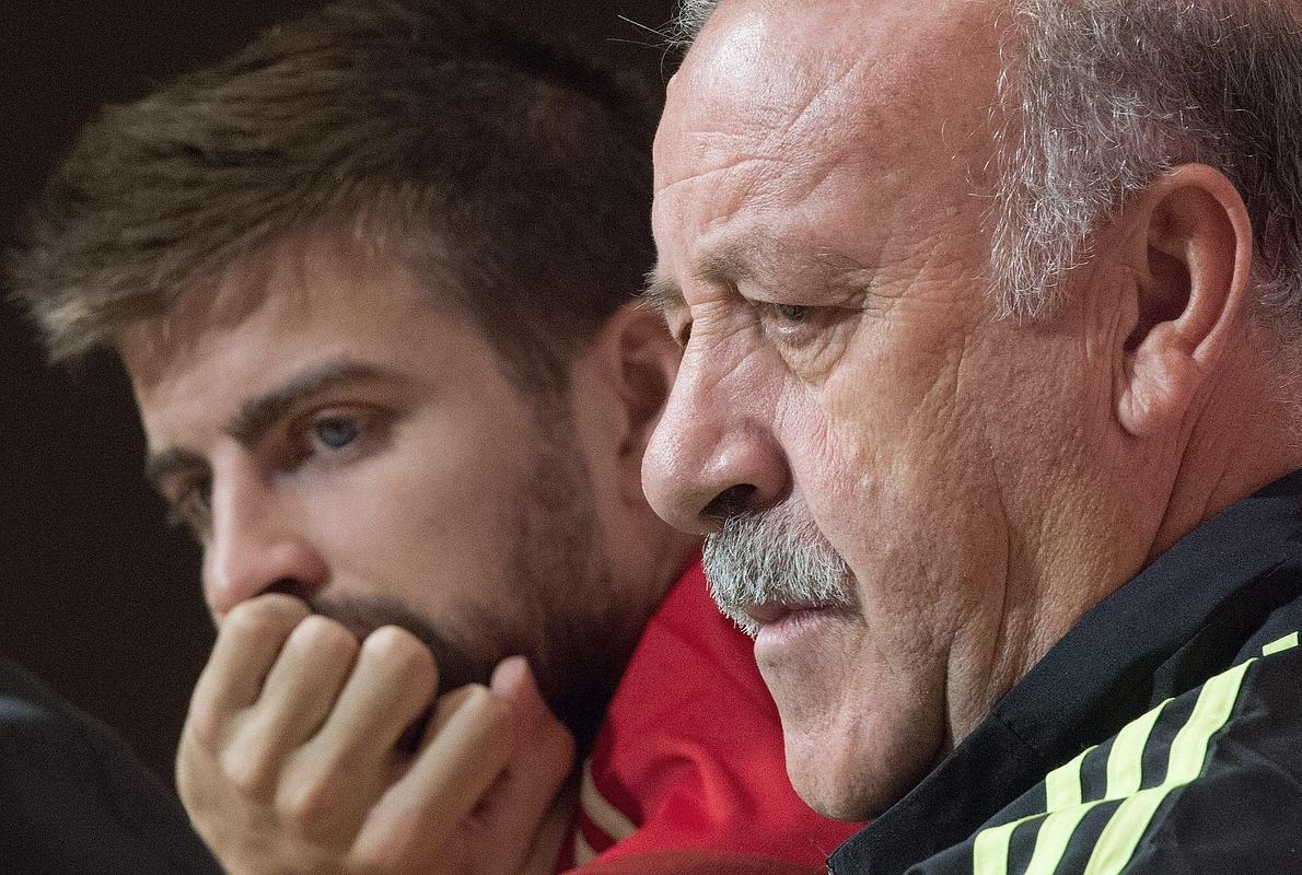 Del Bosque y Piqué, en rueda de prensa. 