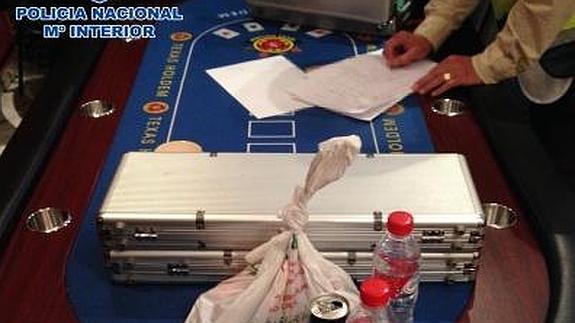 La Policía desmantela un local ilegal de partidas de Texas hold'em poker