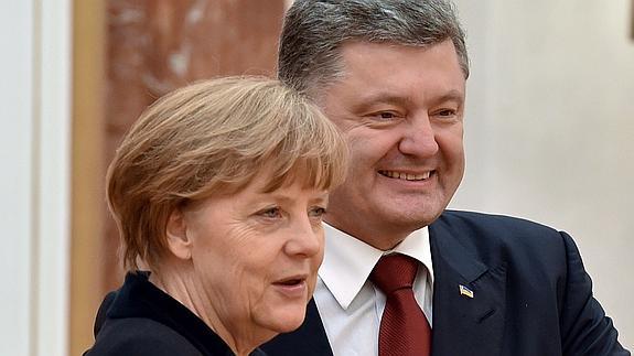 Angela Merkel y Petro Poroshenko. 