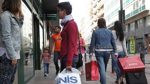 El crecimiento se acelera hasta el 3% en 2015 y el 2,8% en 2016, según Funcas