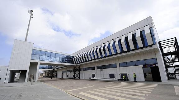 Ryanair estrenará el polémico aeropuerto de Castellón