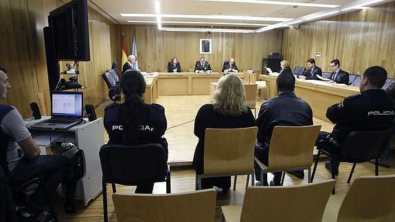 Sala de vistas durante un juicio. 