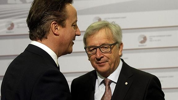 David Cameron y Jean-Claude Juncker. 