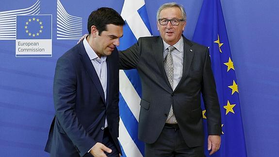 Tsipras y Juncker.