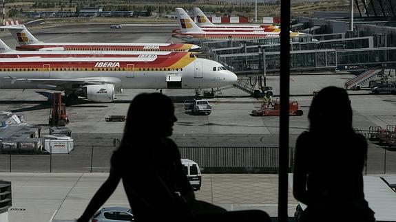 Aviones de Iberia en el aeropuerto Madrid-Barajas. 