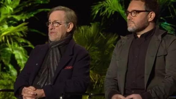 Steven Spielberg y Colin Trevorrow, durante la entrevista.
