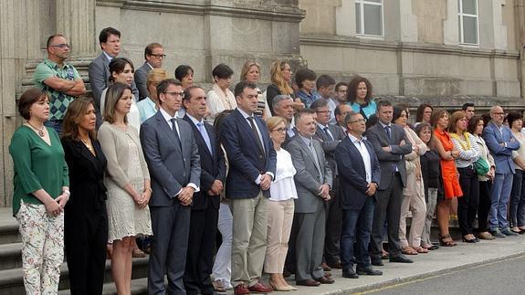 Minuto de silencio en la Xunta de Galicia.