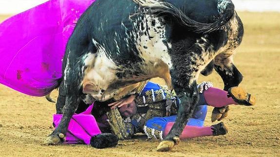 El torero Francisco Rivera Ordoñez durante la corrida de la Feria de San Lorenzo de Huesca.