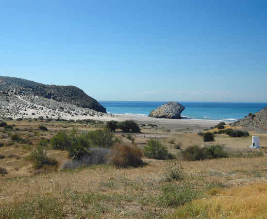 Playa de Mónsul, en Cabo de Gata.