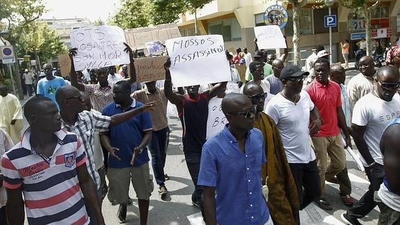 Protestas por la muerte del 'mantero'. 