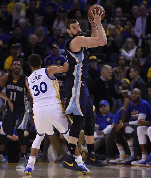 Marc Gasol y Stephen Curry. 