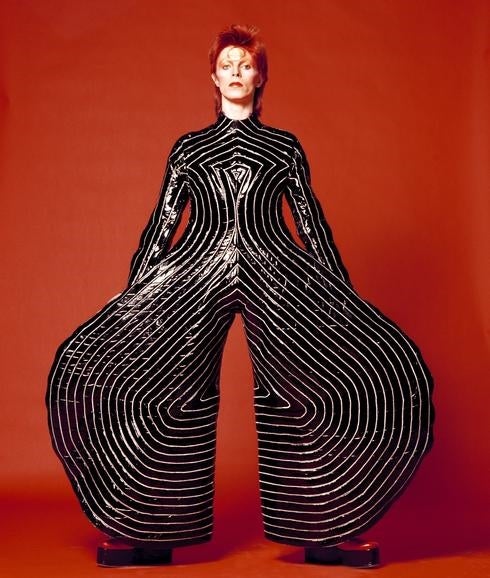 David Bowie, caracterizado para la gira de 'Aladdin Sane'.