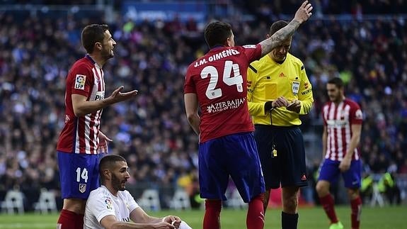 Giménez, durante un partido del Atlético. 