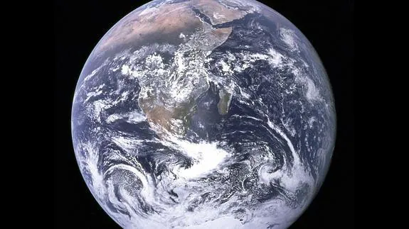 Imagen de satélite del planeta Tierra.
