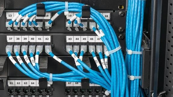Más de 2,5 millones de personas en España se conectan a internet por  cable coaxial.